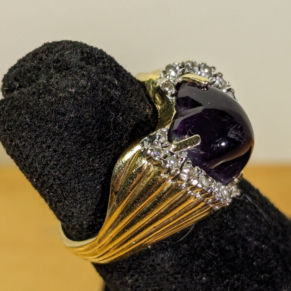 14k gold ring 9grams Vintage Heart Shaped Amethyst Ring with Diamonds Size 7. - Picture 3 of 10